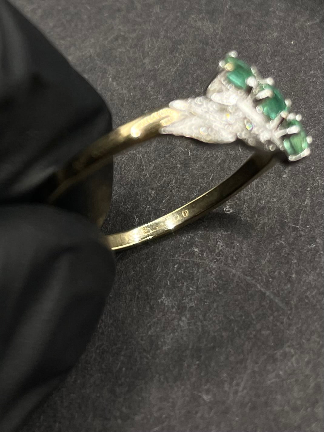 9ct Solid Gold Emerald & Diamond Ring – 3 Natural Emeralds with 6 Diamonds – Vintage Style – UK Size P