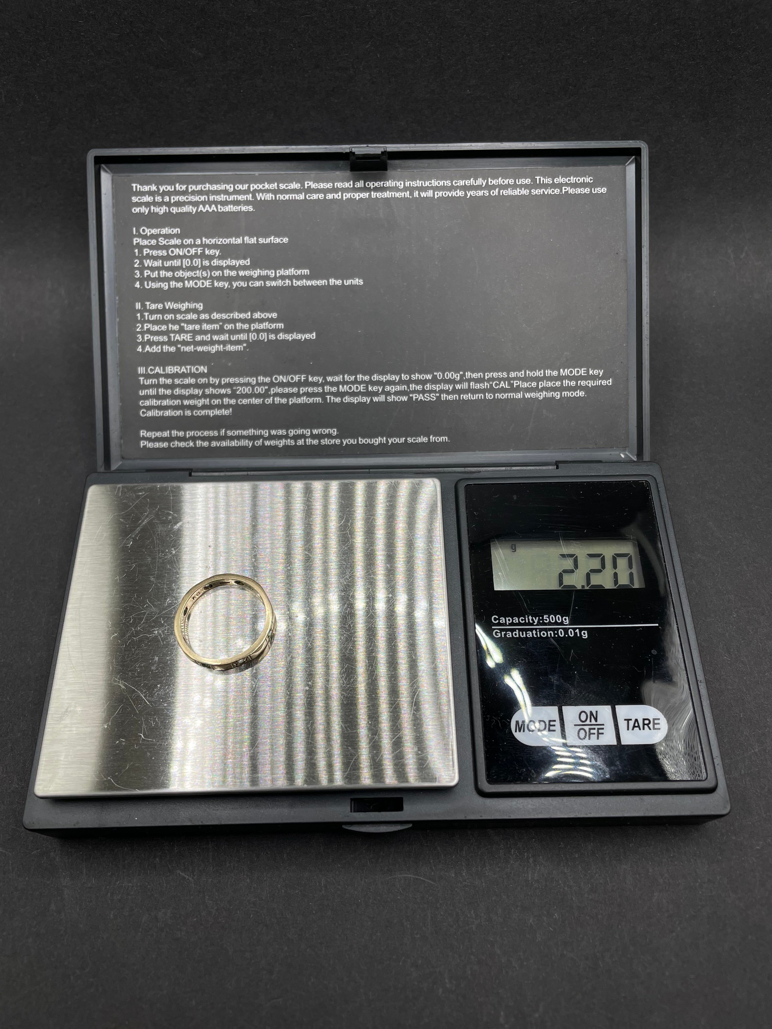 Antique 1920s Emerald & Diamond Band Ring in Solid Gold