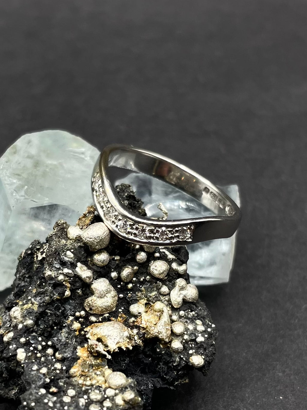 9ct White Gold Wishbone Ring with 7 Natural Diamonds – Perfect for Stacking – Size UK N