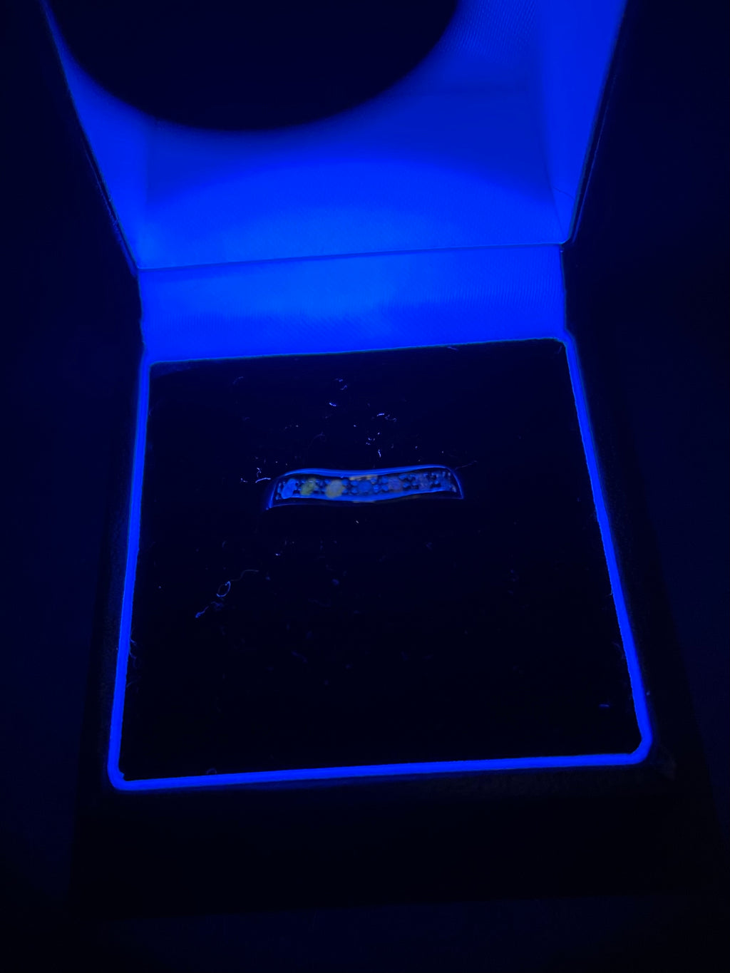 9ct White Gold Wishbone Ring with 7 Natural Diamonds – Perfect for Stacking – Size UK N