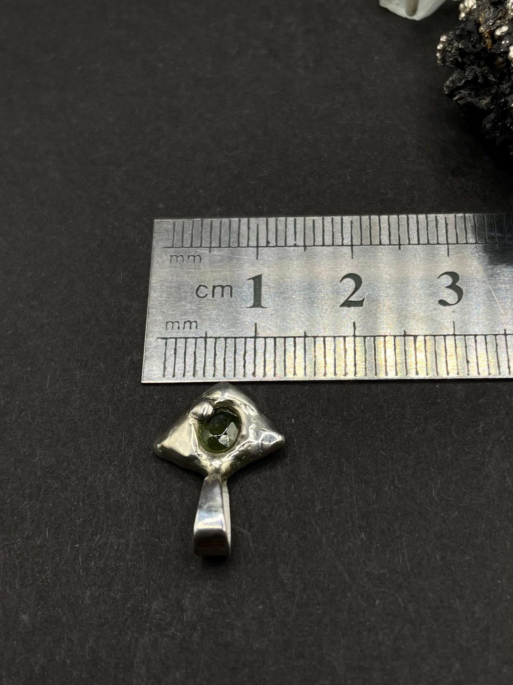 Natural Green Australian Sapphire Pendant in Solid Silver 999 Handmade Minimalist Gemstone Pendant