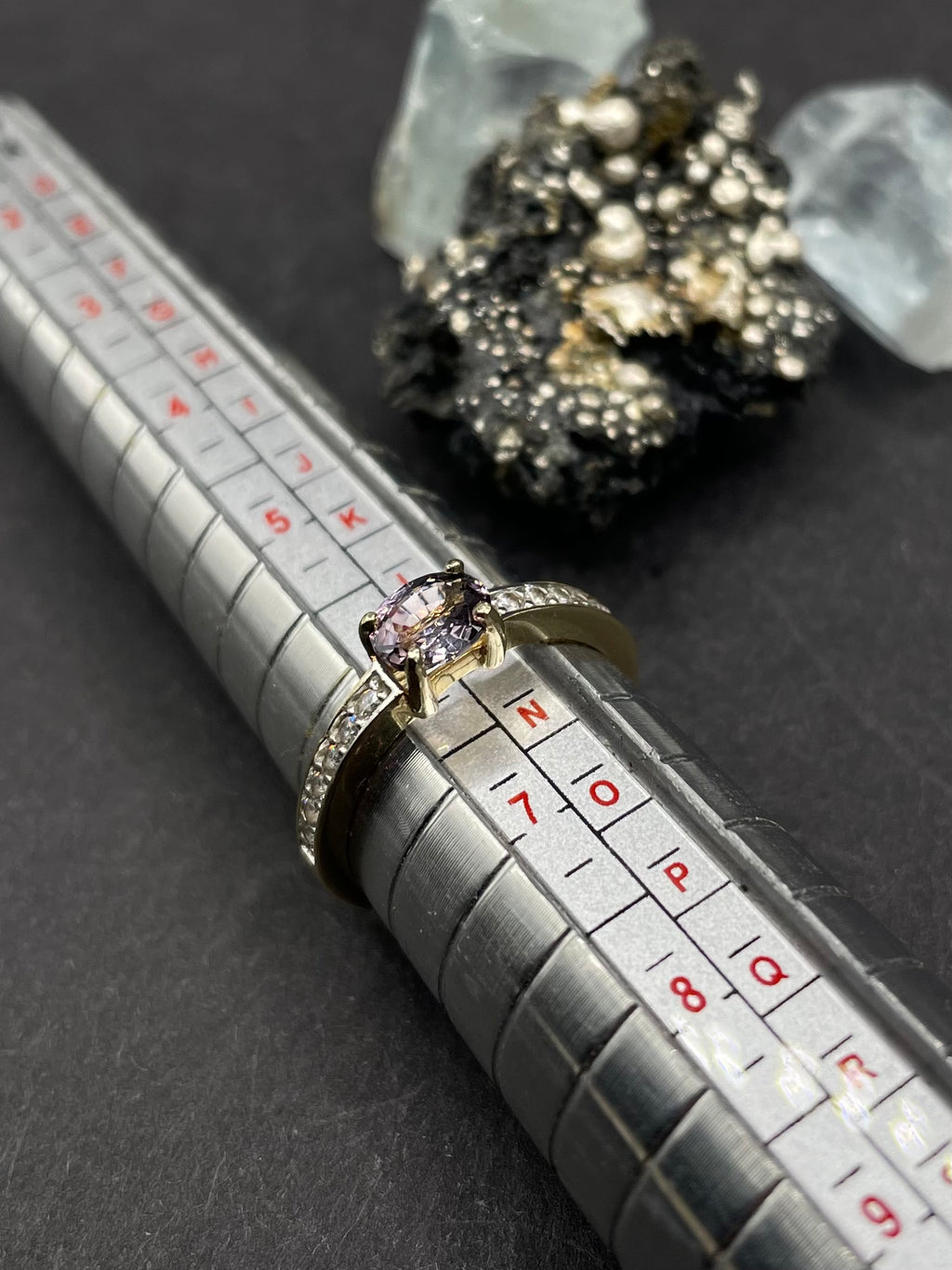 9ct Solid Gold Burmese Spinel Ring – Certified Natural Spinel – Solitaire Style with CZ Accents – UK Size N