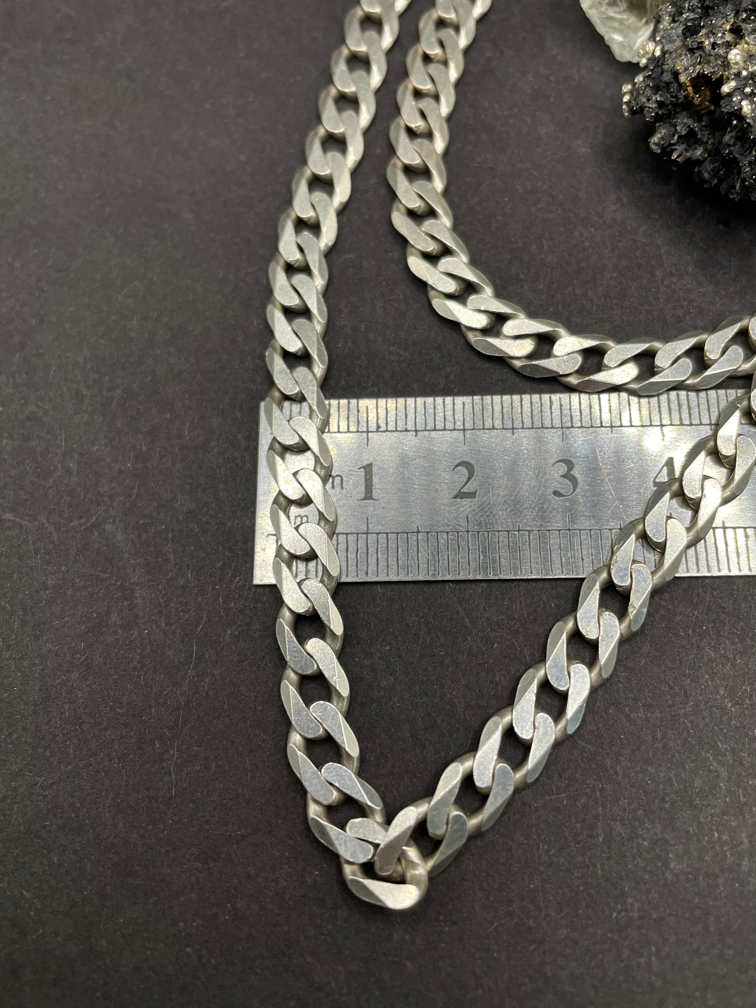 20 inches Curb chain in solid silver 925 7mm / 29.21g