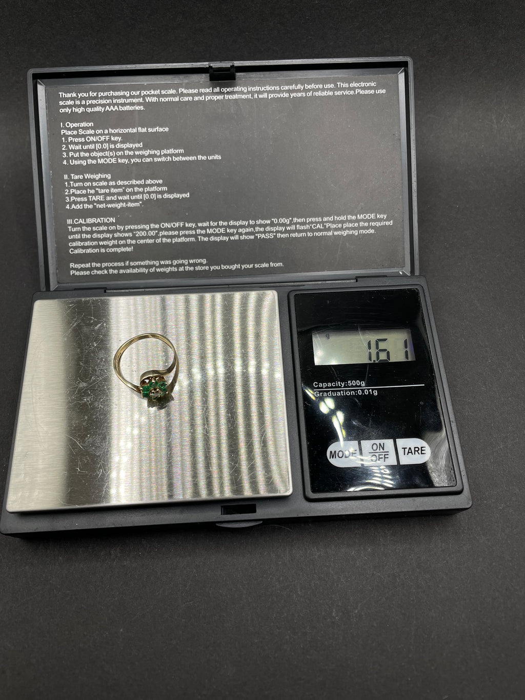 Vintage Emerald Cluster Ring with Natural Diamond Centre in Solid 9ct Gold – Size L½