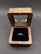 18ct Solid Gold Sapphire & Diamond Ring – Deep Blue Natural Sapphire with 6 Diamonds – UK Size P