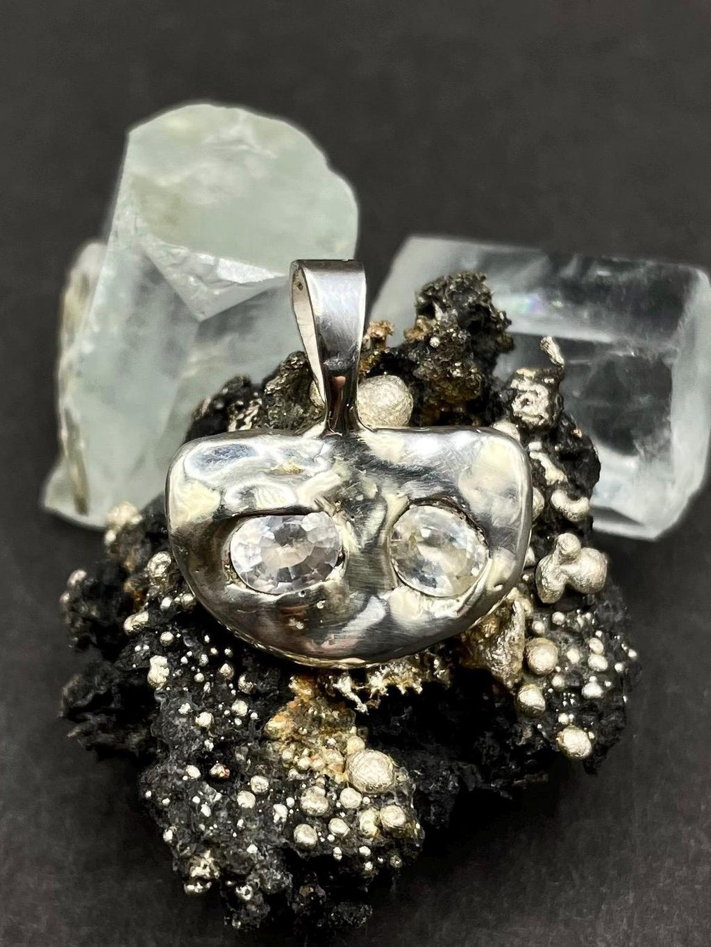 Handmade Fine Silver 999 Pendant with White Sapphires