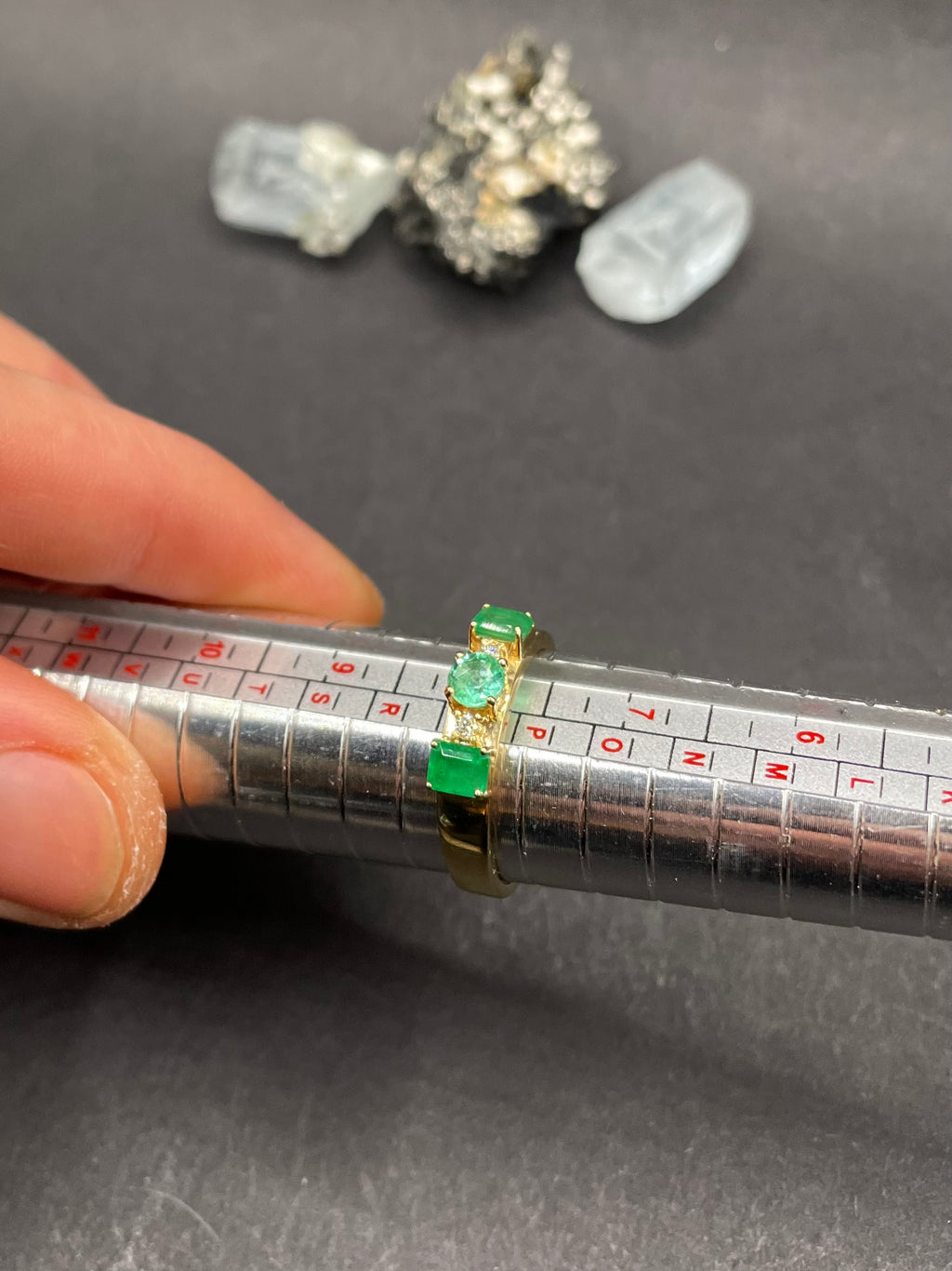 18ct Solid Gold Unisex Ring with Emeralds and Natural Diamonds – Size P1/2| Handmade Fine Jewelry with Certificate | Artisan Gift