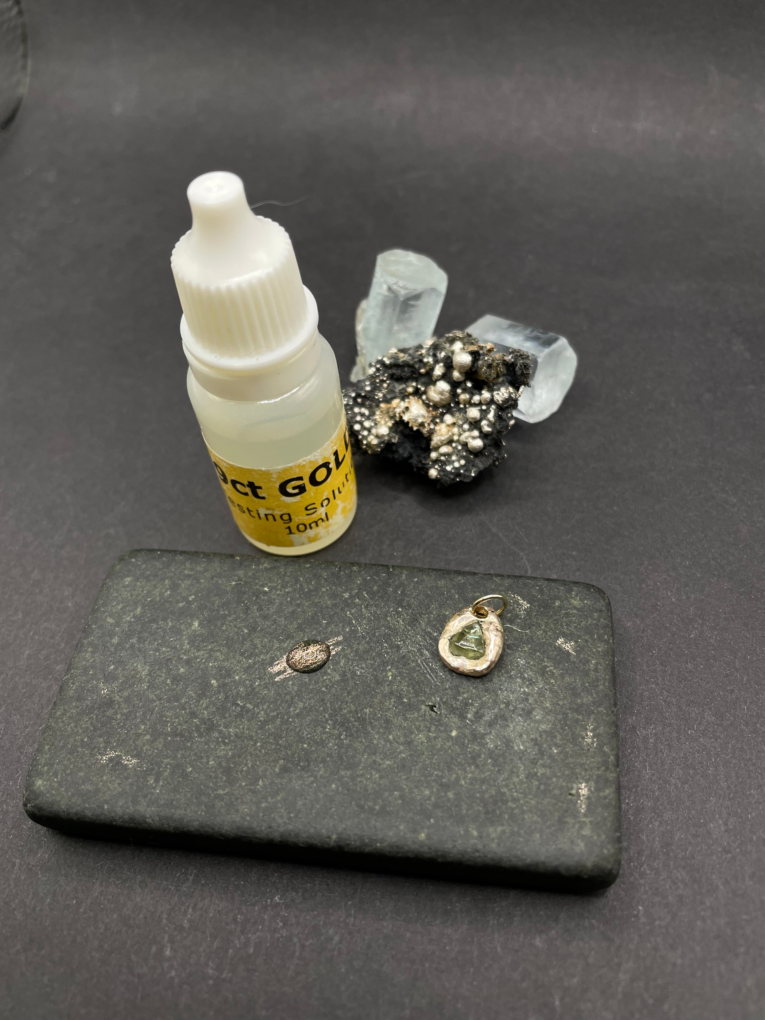 9ct Solid Gold Green Sapphire Pendant – Natural Included Stone, Hand-Polished, and Certified