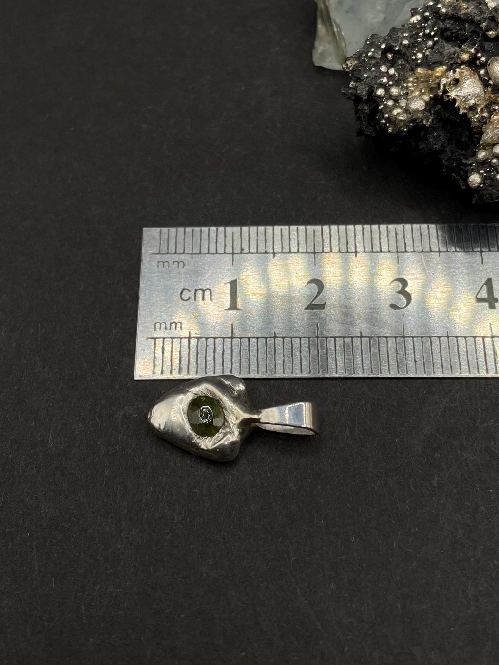 Natural Green Australian Sapphire In Solid Silver 999 • Handmade Minimalist Gemstone Pendant