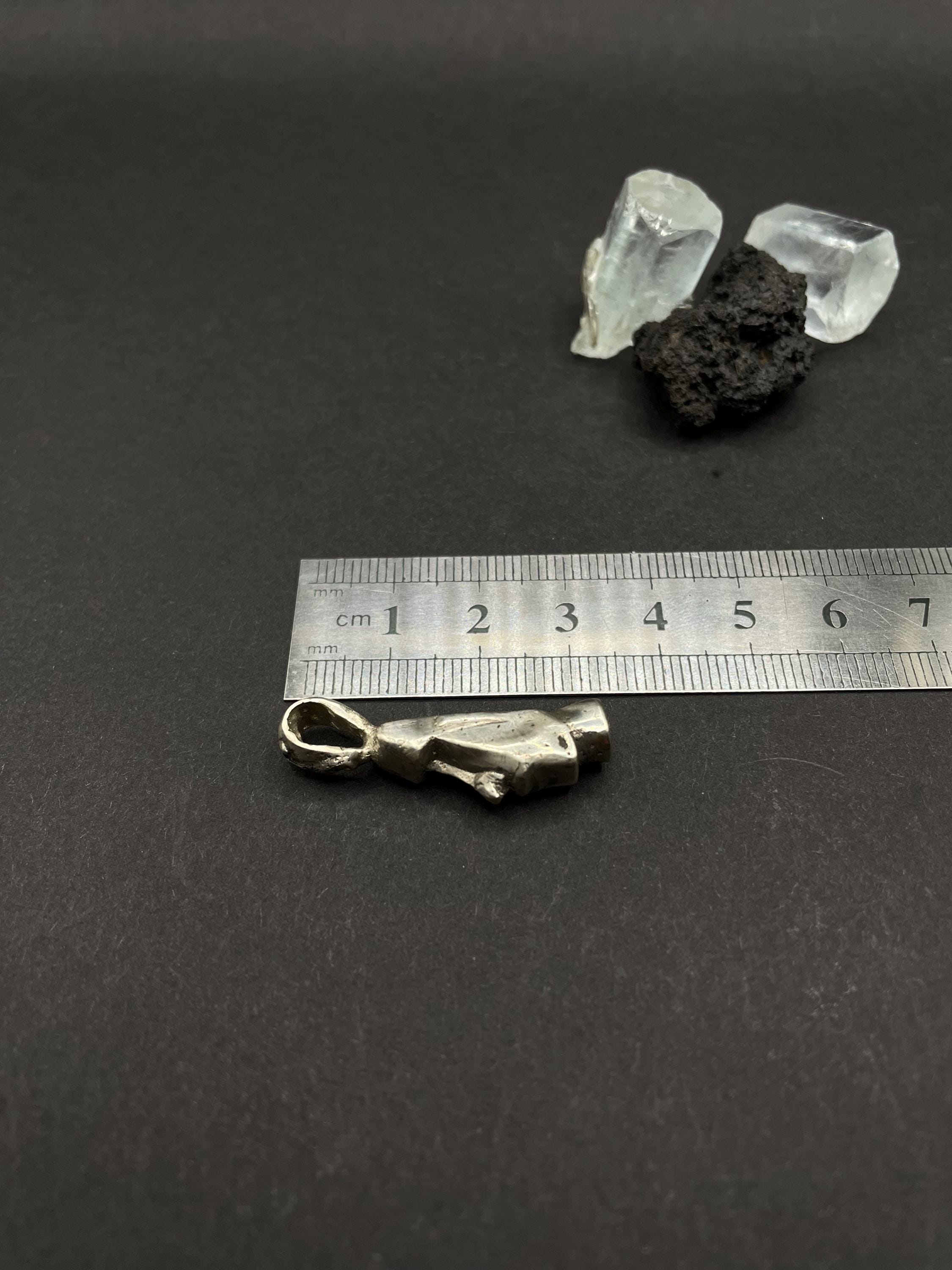 Moai Statue pendant in solid silver 925