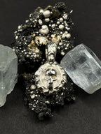 Skull pendant in solid silver 999