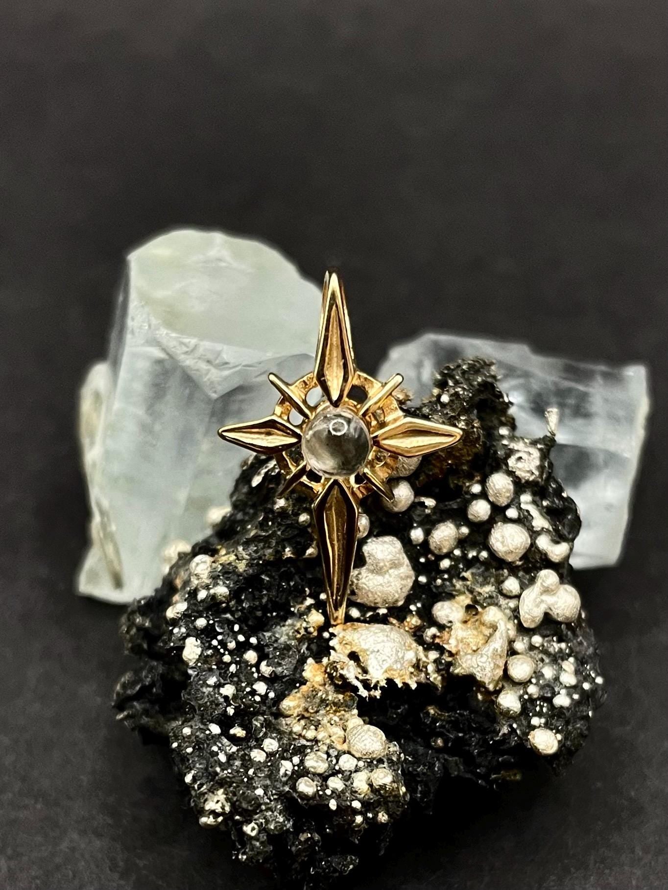 Compass Rose Pendant in 9ct Solid Gold with Crystal & Hidden Text