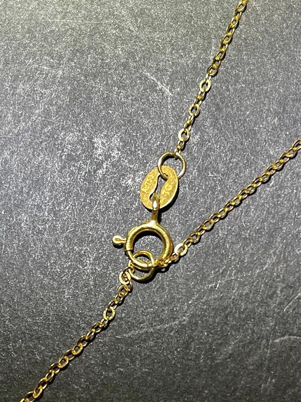 18ct Solid Gold Bracelet with 3 Crosses