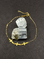 18ct Solid Gold Bracelet with 3 Crosses