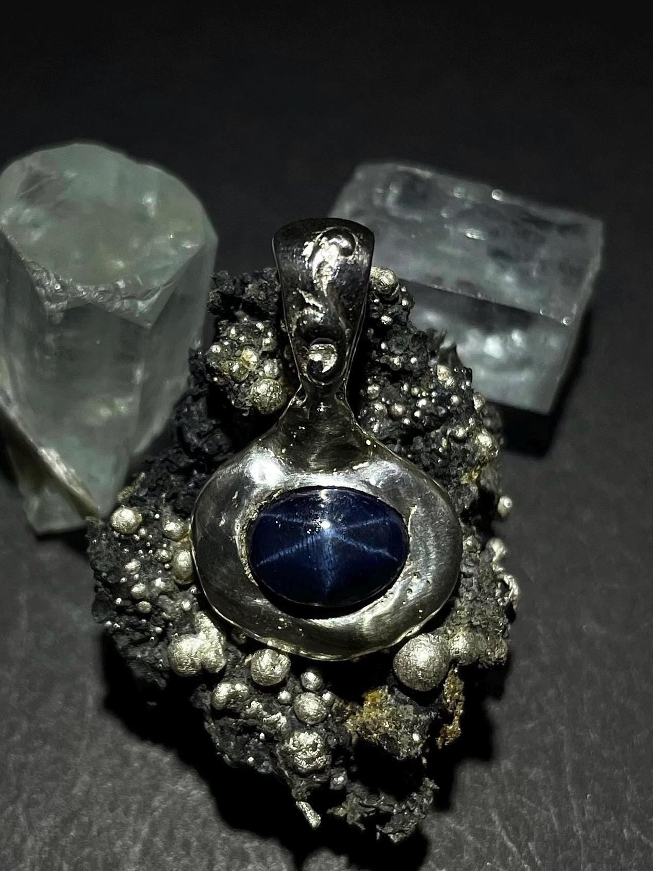 Blue Start Sapphire pendant in solid silver 999 with certificate