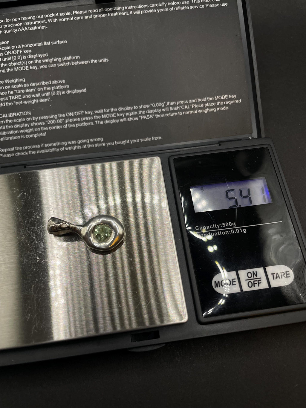 Green Sapphire Pendant in solid silver 999 with certificate