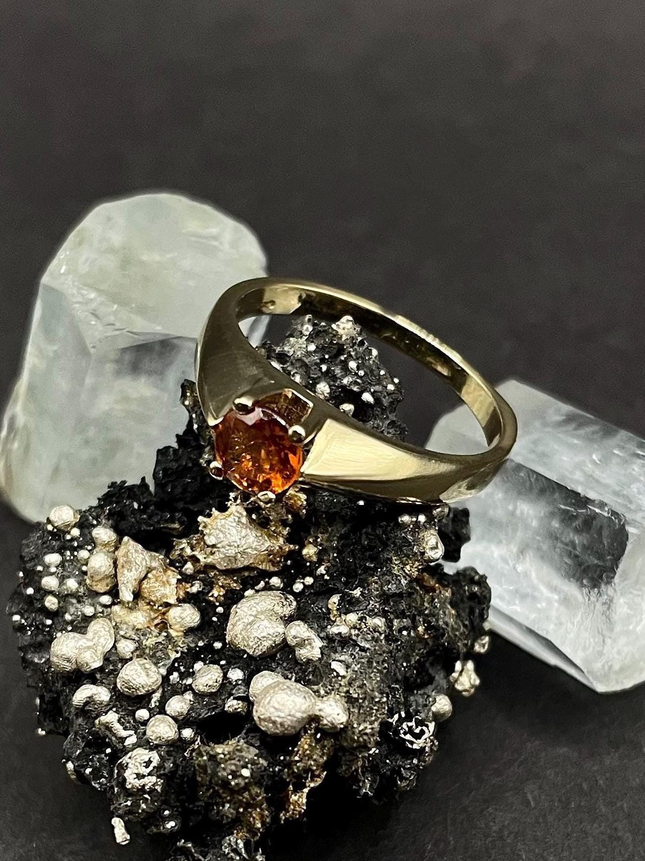 9ct Solid Gold Citrine Ring – Yellow Gemstone Solitaire