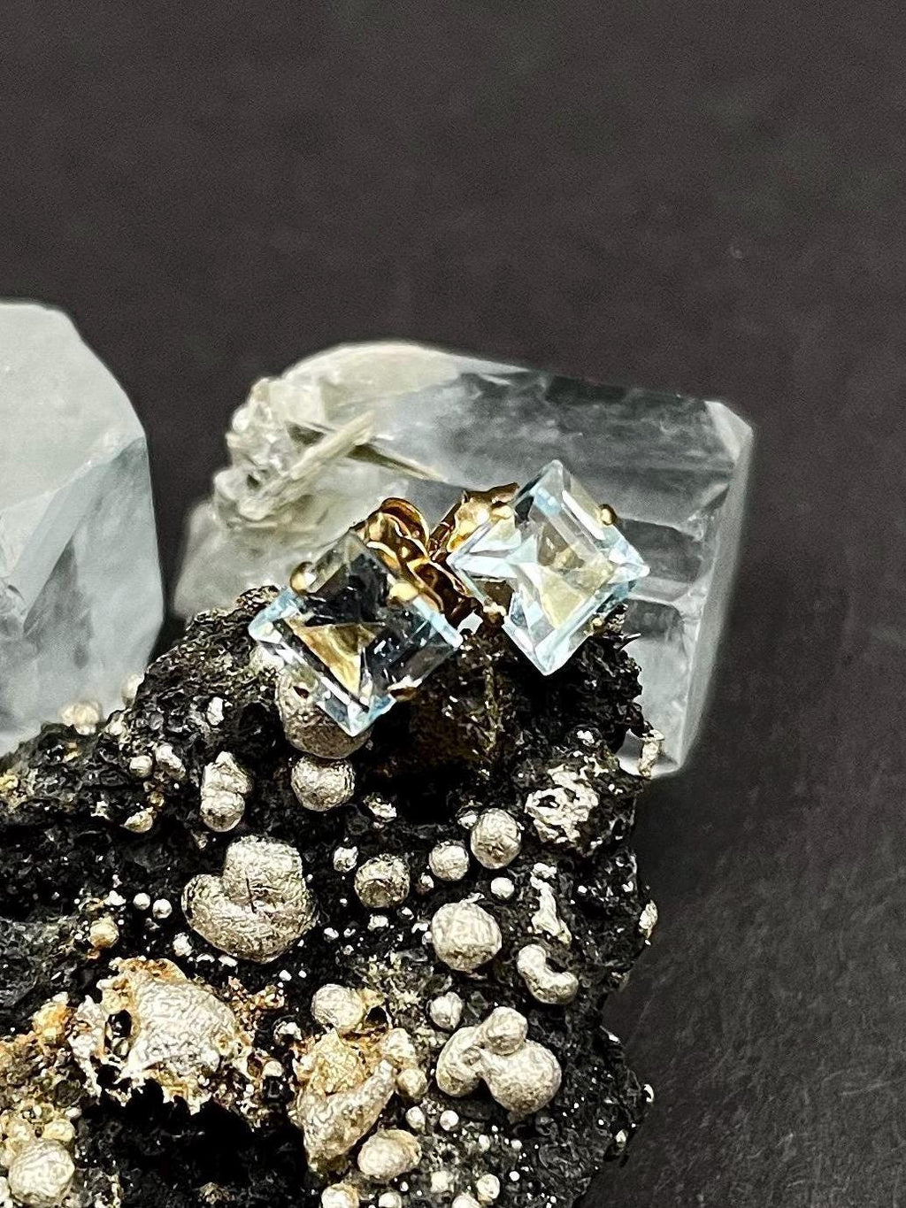 Aquamarine Earrings in 18ct Solid Gold