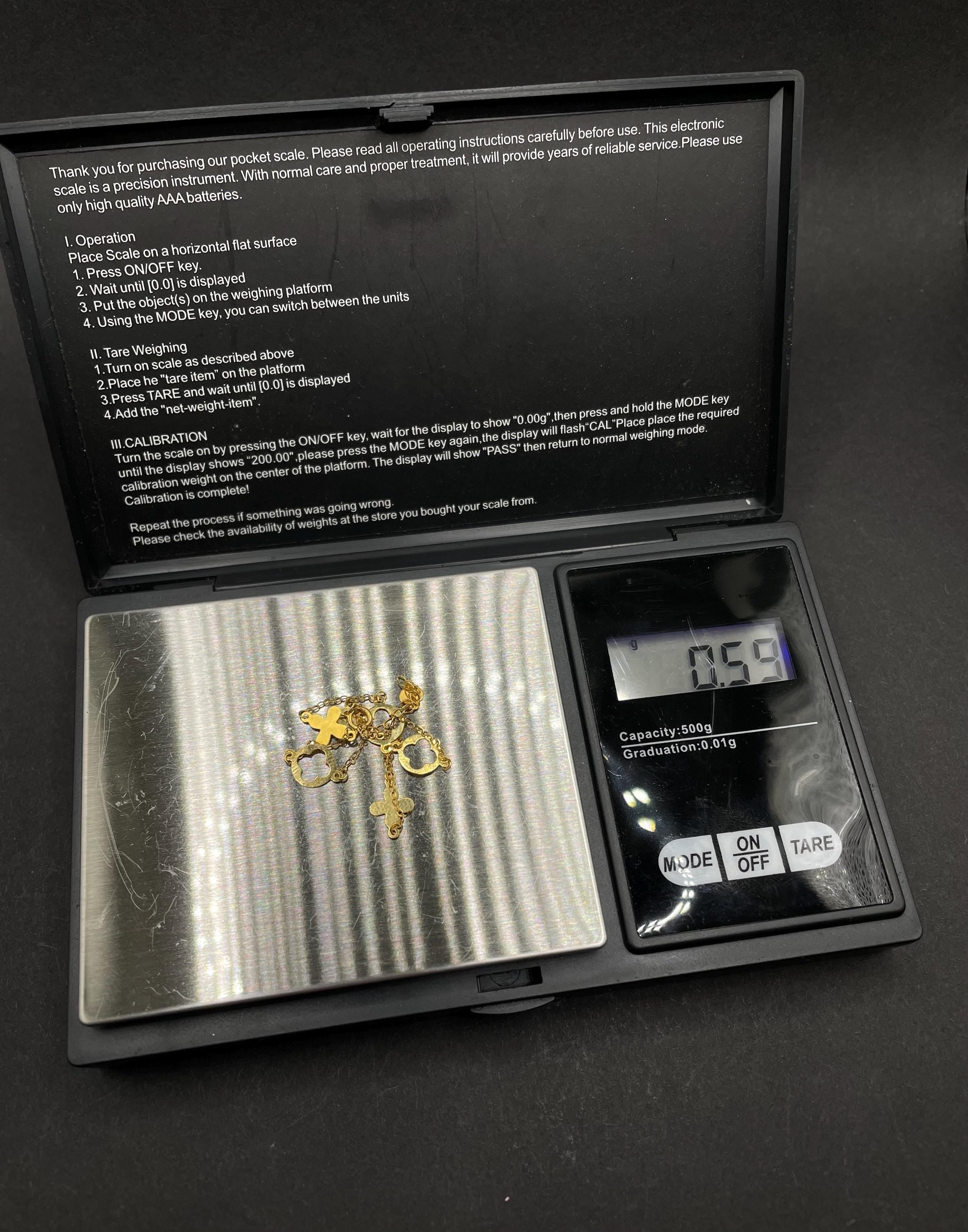 Round Cross & Circle Bracelet 18ct Gold