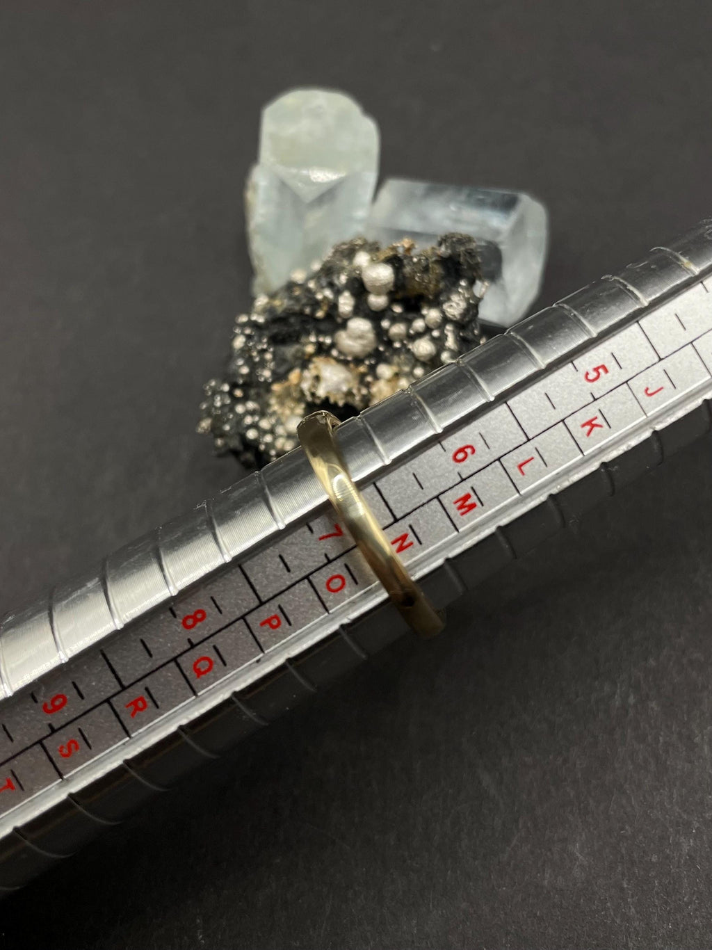 Big Garnet Gold Ring In solid gold 9ct