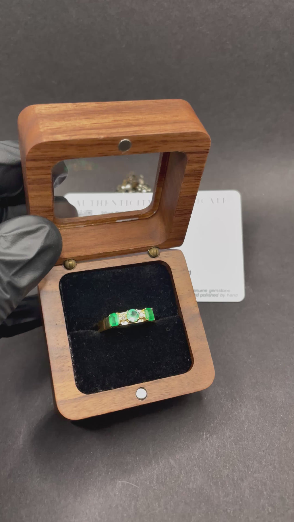 18ct Solid Gold Unisex Ring with Emeralds and Natural Diamonds – Size P1/2| Handmade Fine Jewelry with Certificate | Artisan Gift