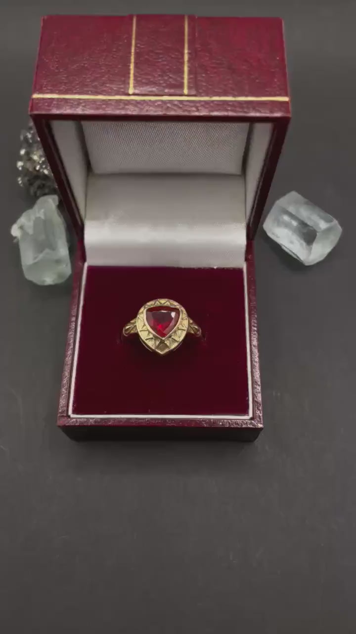 Big Garnet Gold Ring In solid gold 9ct