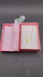 18ct Solid Gold Bracelet with 3 Crosses