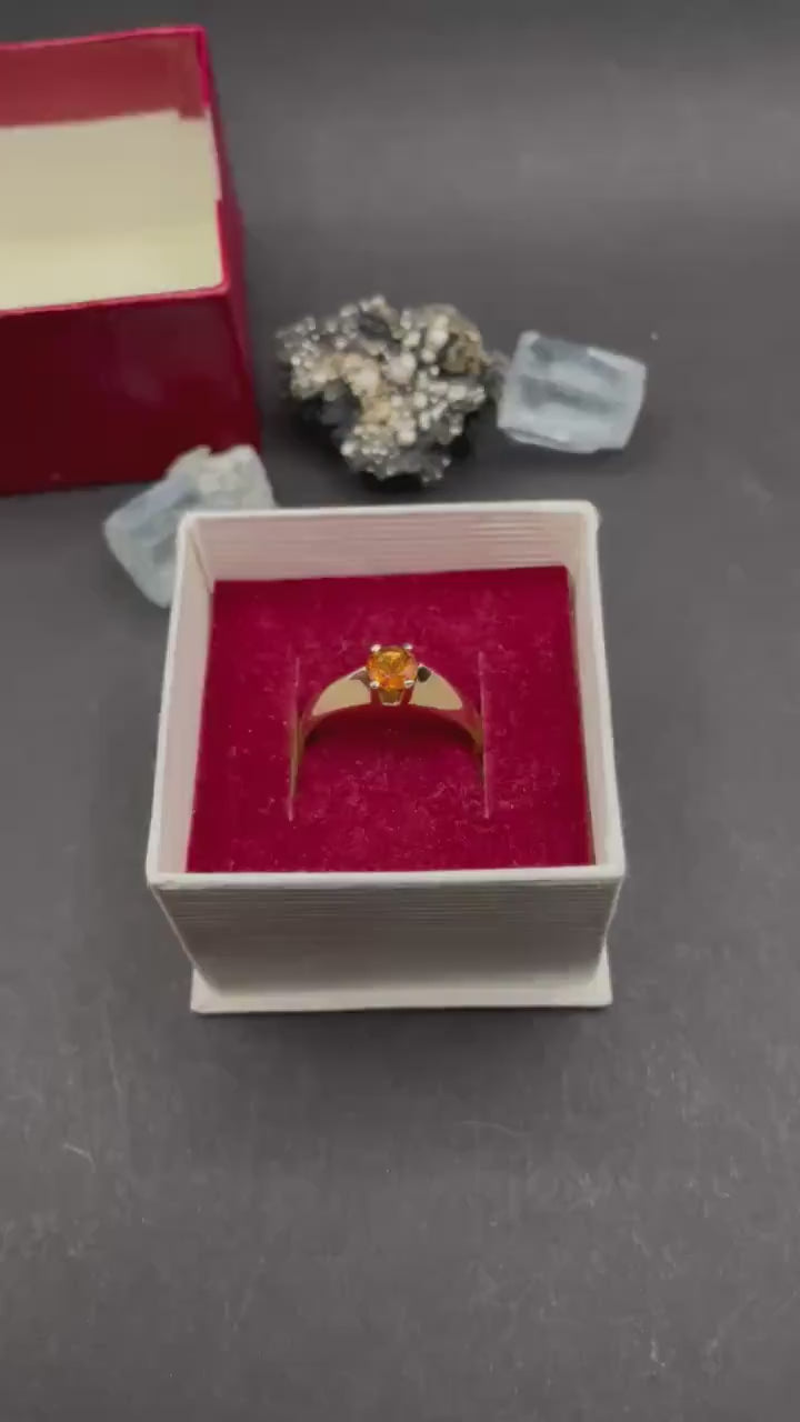 9ct Solid Gold Citrine Ring – Yellow Gemstone Solitaire