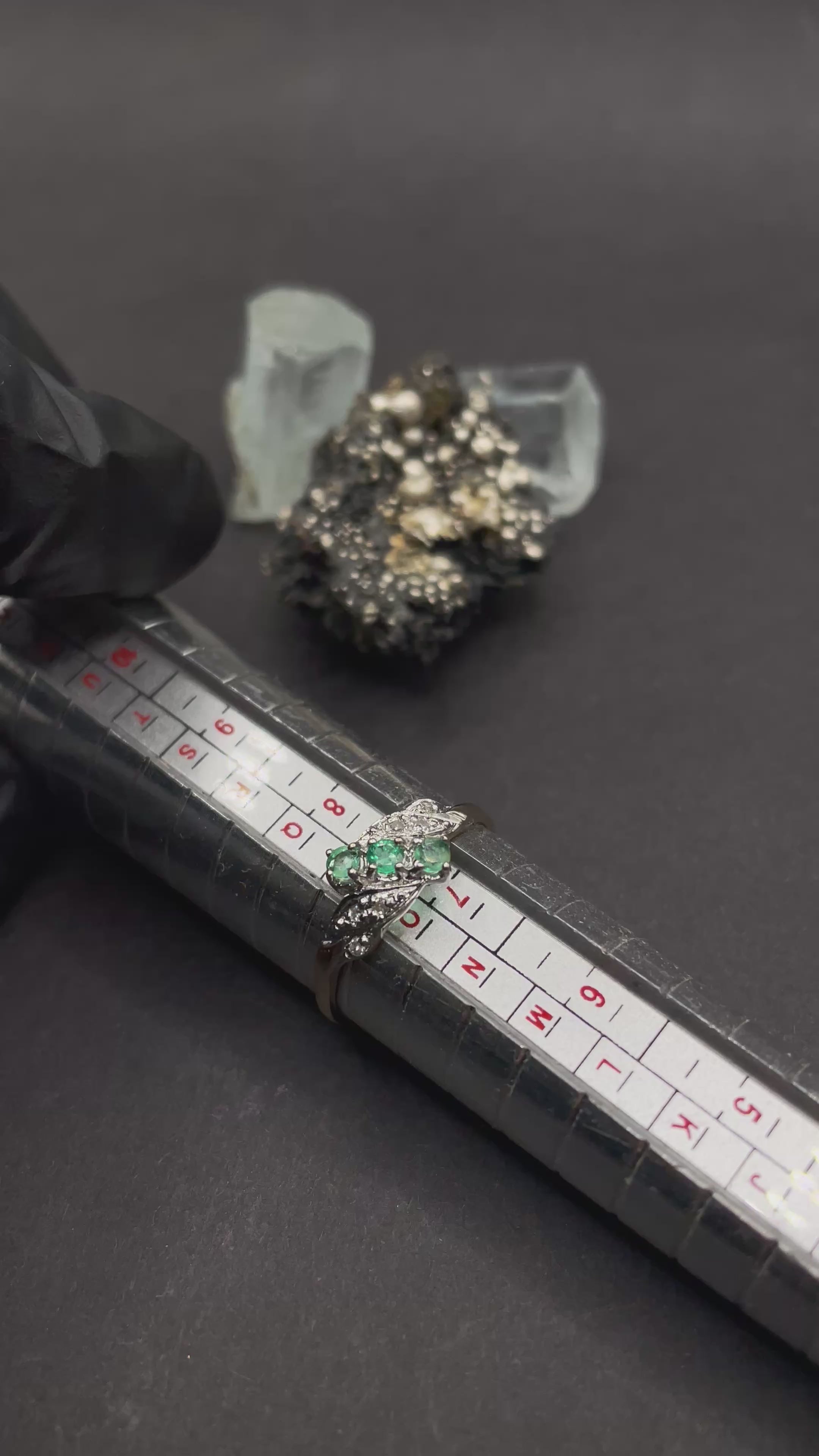 9ct Solid Gold Emerald & Diamond Ring – 3 Natural Emeralds with 6 Diamonds – Vintage Style – UK Size P