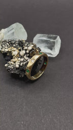 Antique 1920s Emerald & Diamond Band Ring in Solid Gold